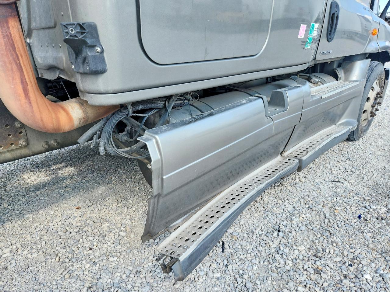 Freightliner Cascadia 125