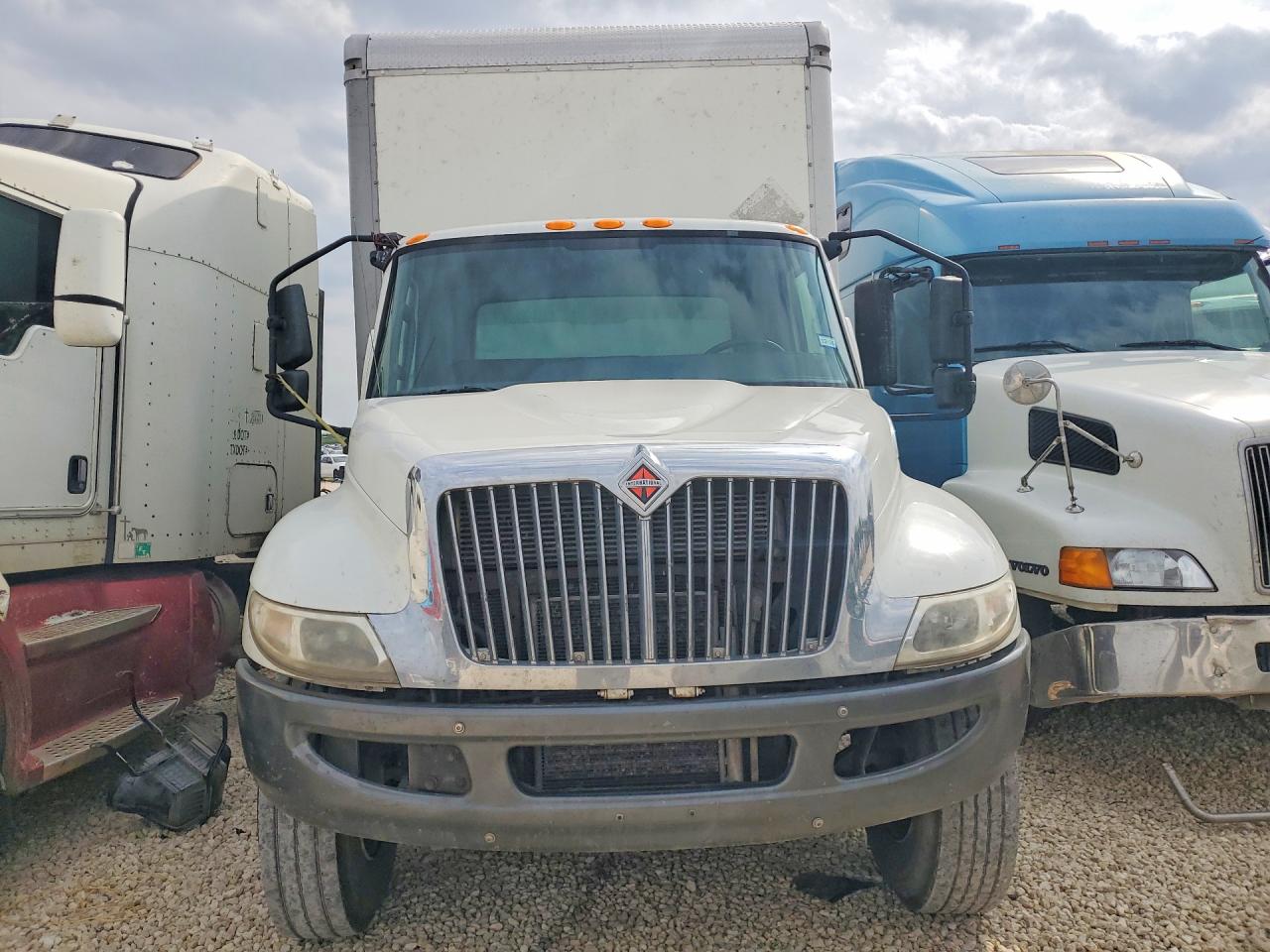 Inte Medium Duty Box Trucks