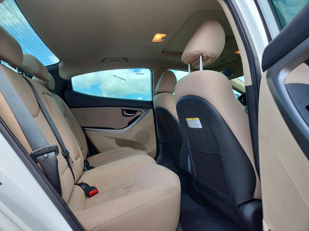 Hyundai ELANTRA Value Edition
