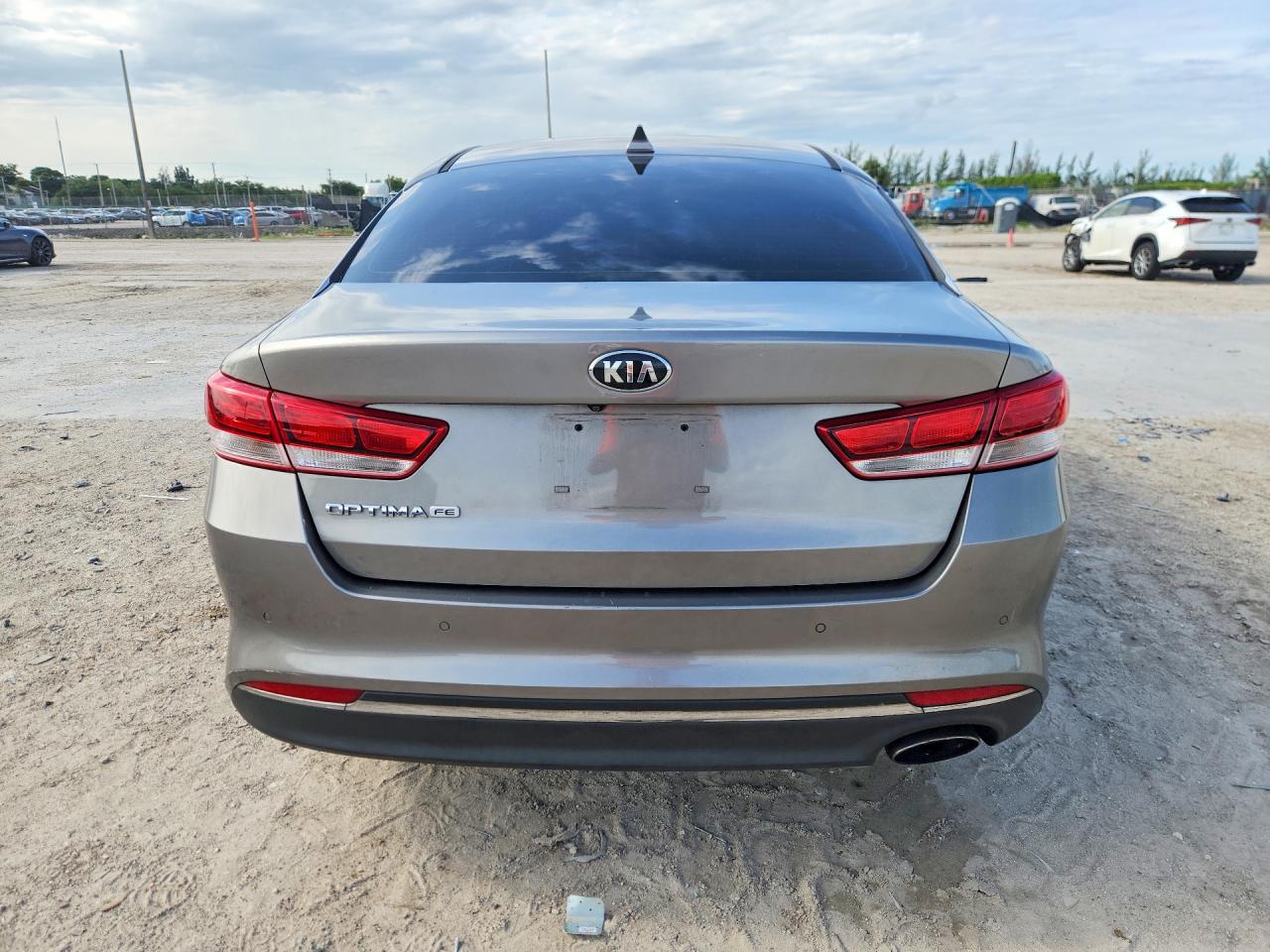 Kia Optima Lx