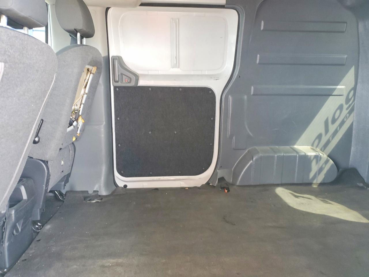 Nissan Nv