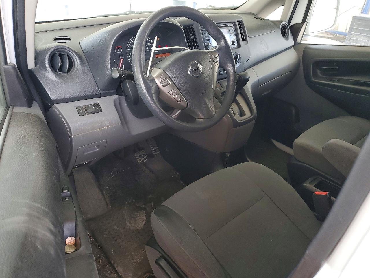Nissan Nv