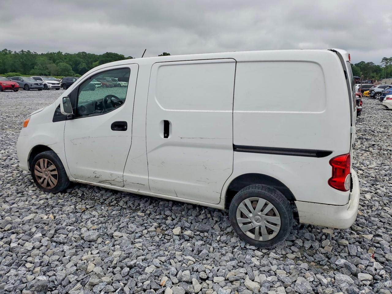 Nissan Nv