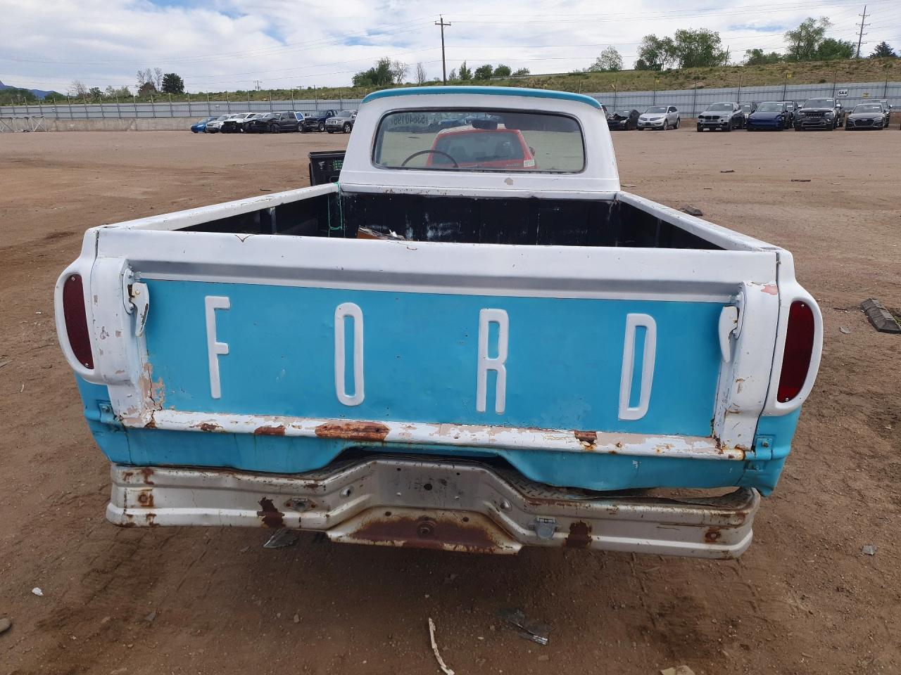 Ford F-100