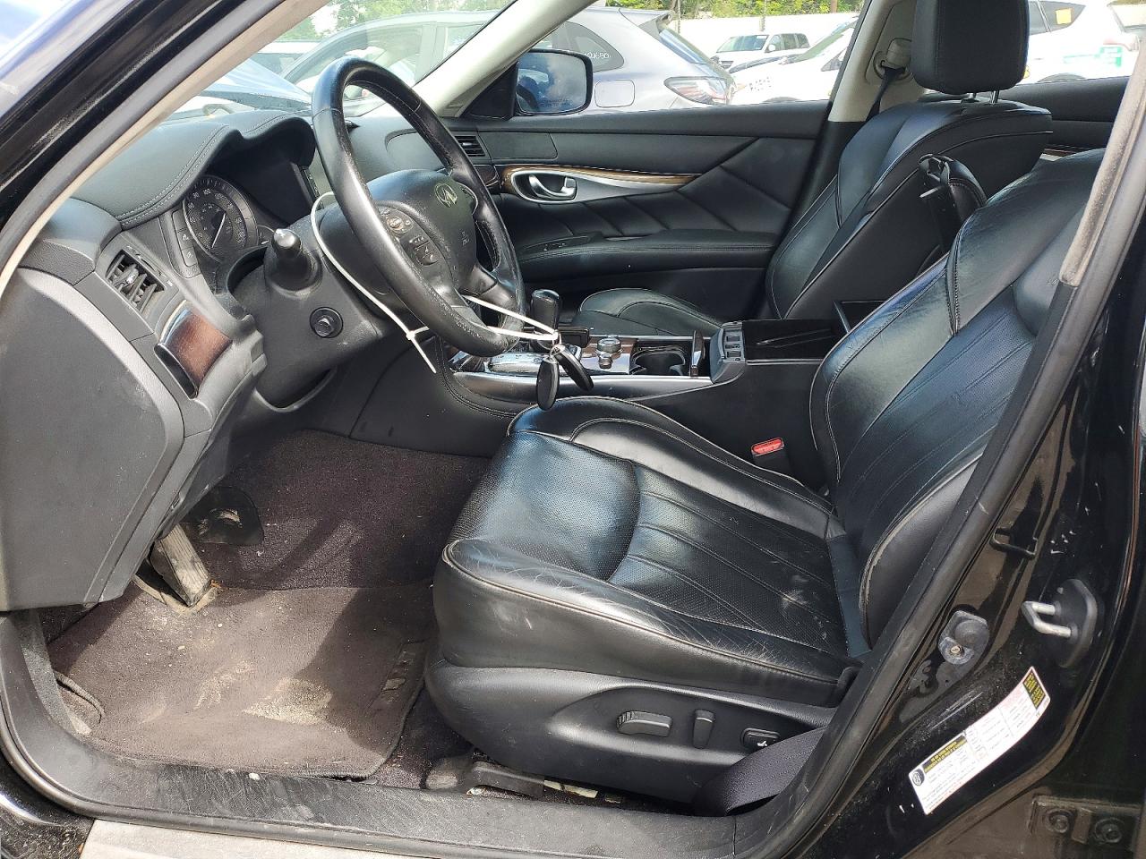 INFINITI M37 X