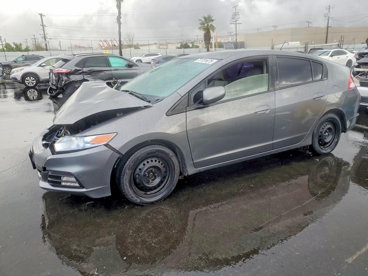 Salvage Honda Insight Image