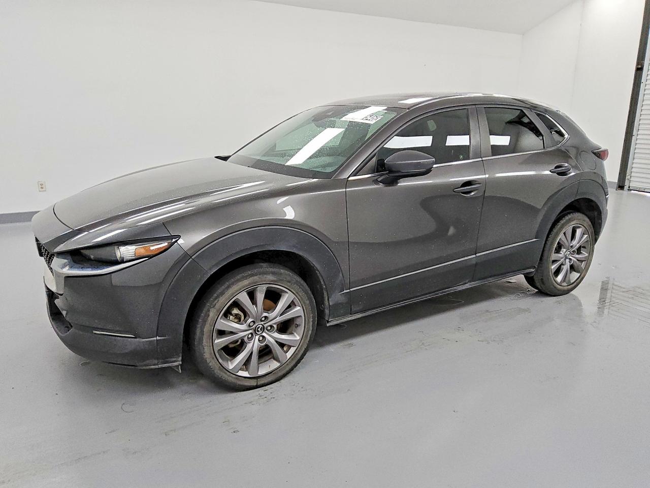 Salvage Mazda Cx Image