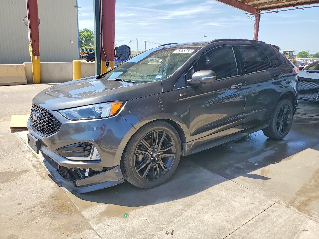 Salvage Ford Edge Image