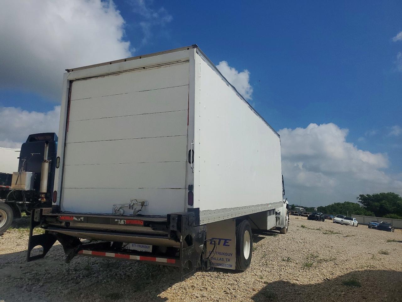Freightliner M2 106 Medium Duty