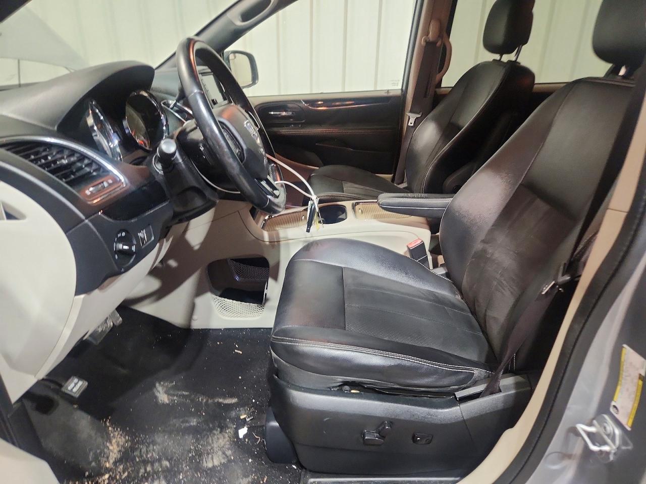 Dodge Caravan Sxt