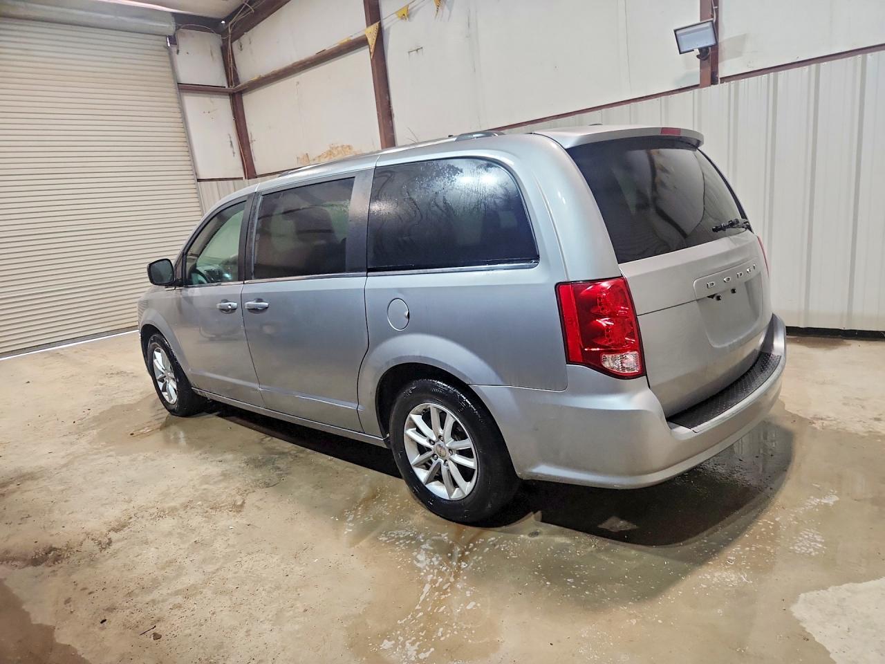 Dodge Caravan Sxt