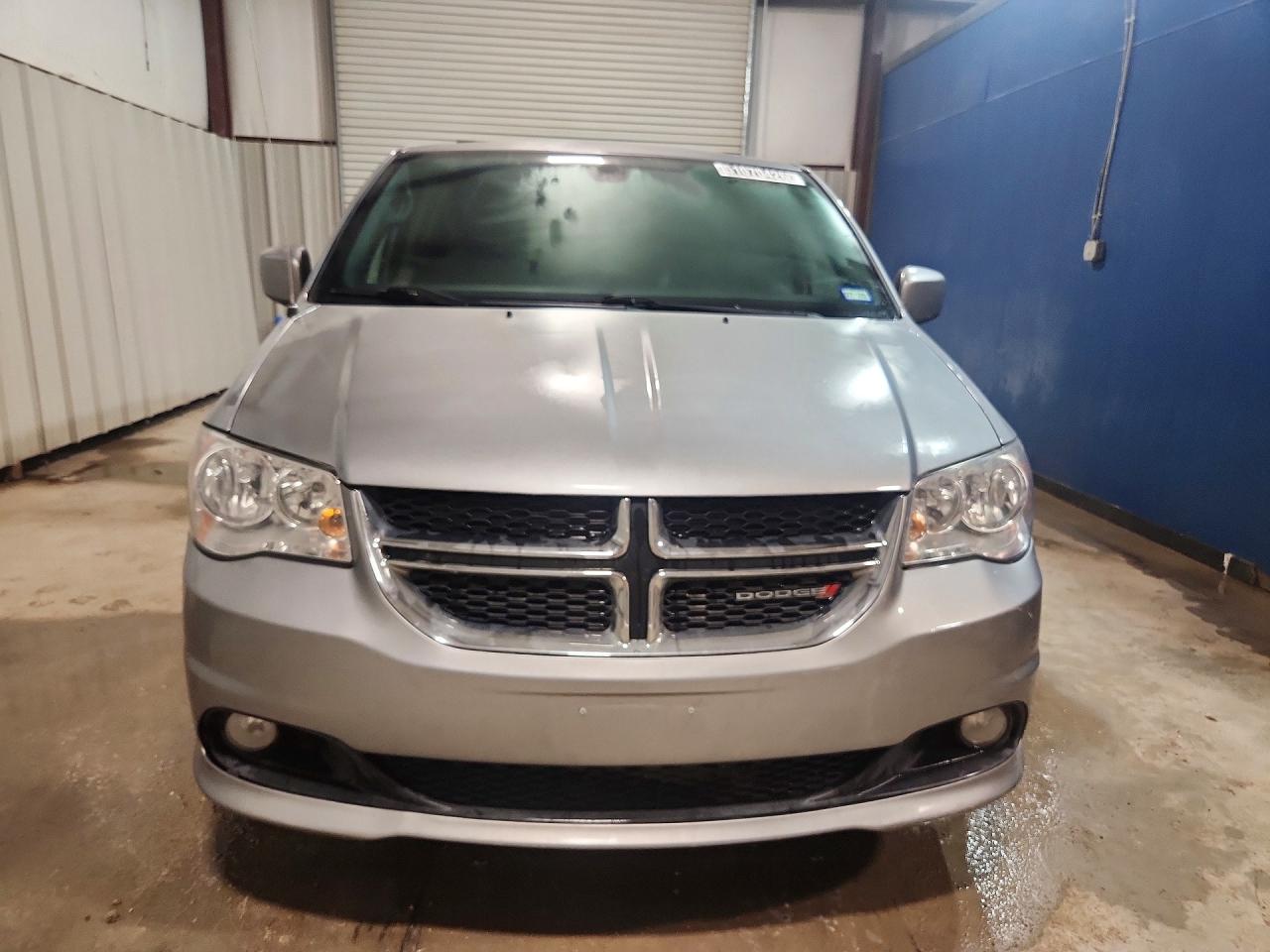 Dodge Caravan Sxt