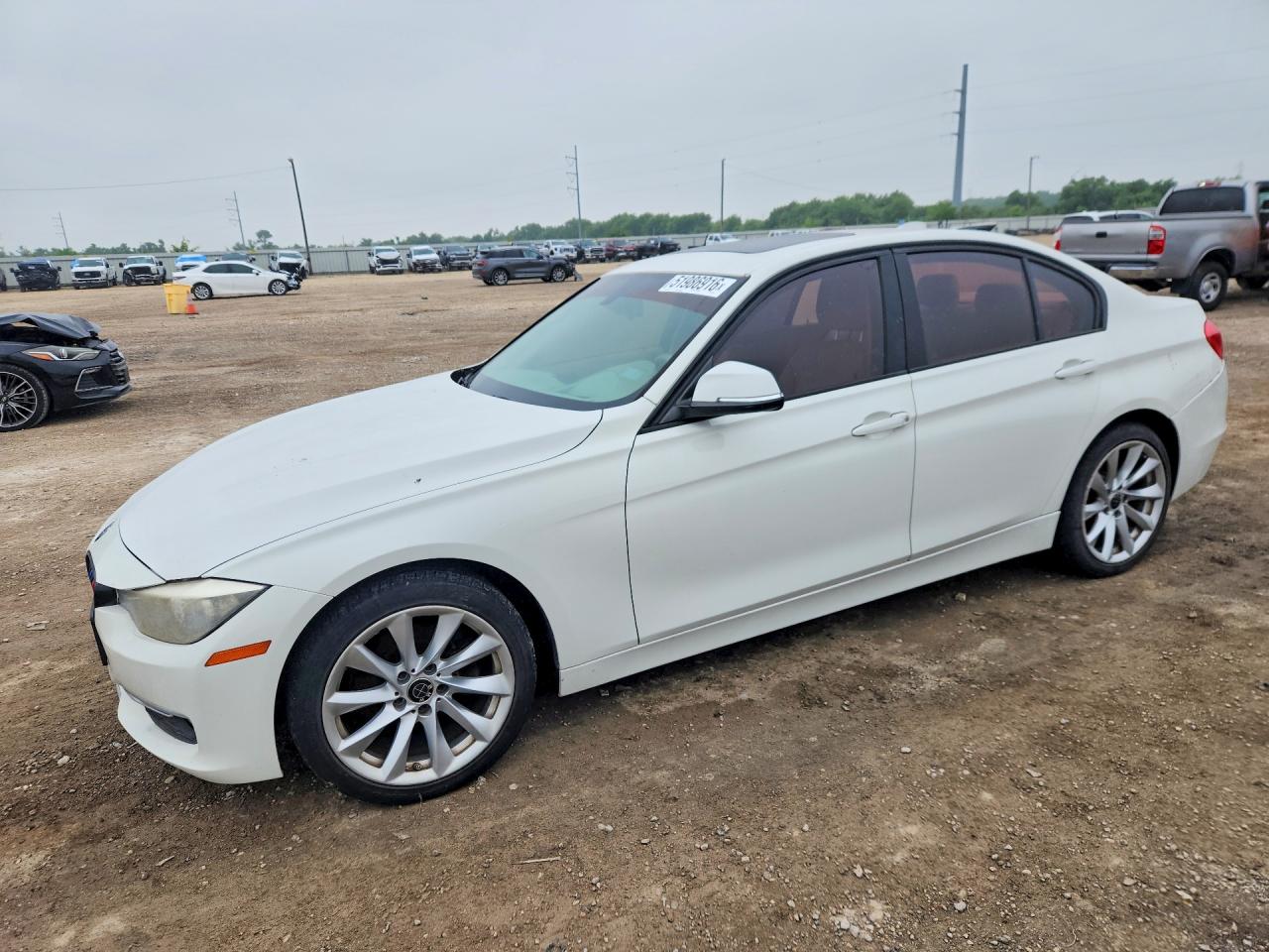 Salvage BMW 3 Series Image