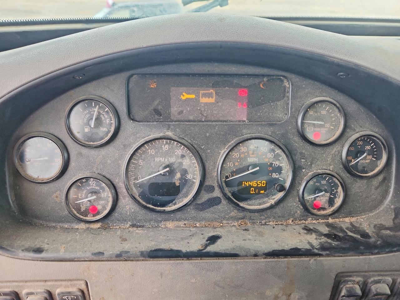 Peterbilt 337