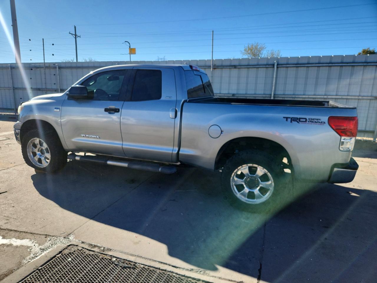 Toyota Tundra Sr5