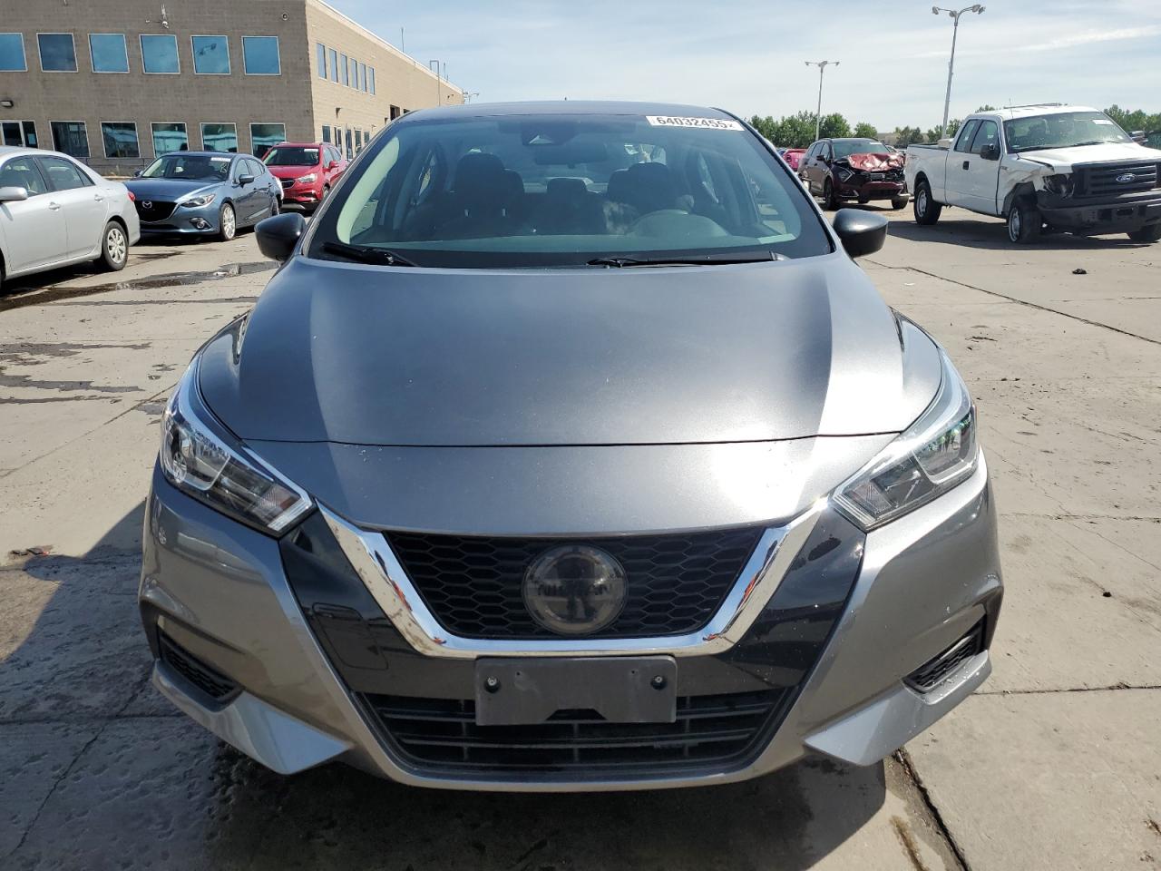 Nissan Versa S