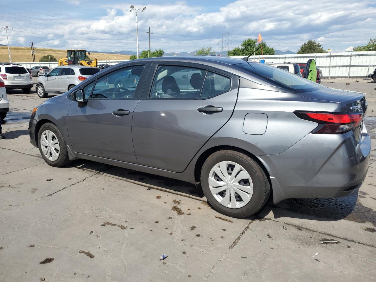 Nissan Versa S