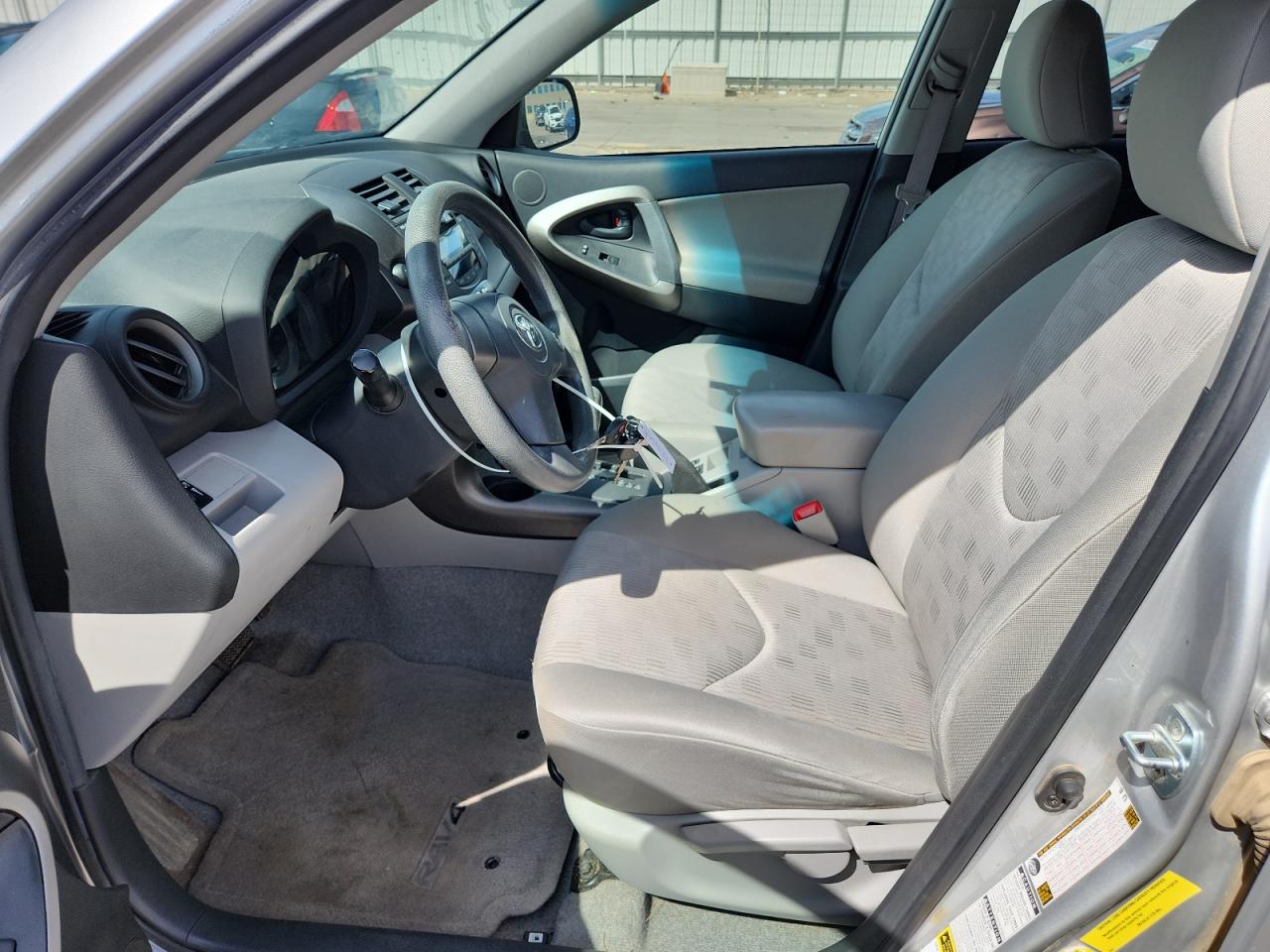 Toyota RAV4 Base
