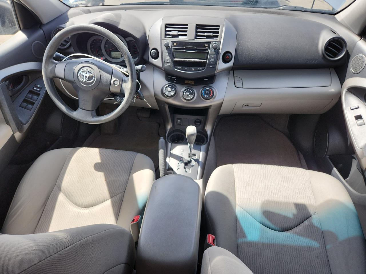 Toyota RAV4 Base