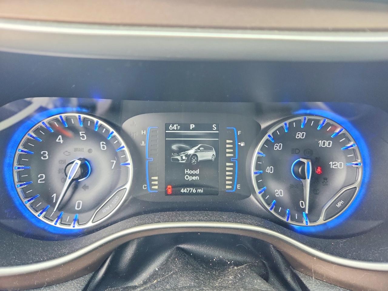 Chrysler Pacifica Touring L