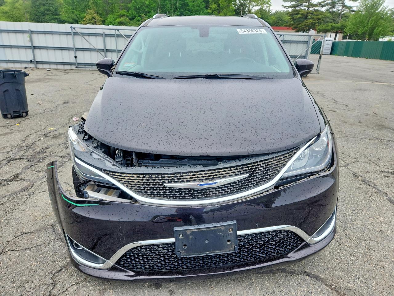 Chrysler Pacifica Touring L