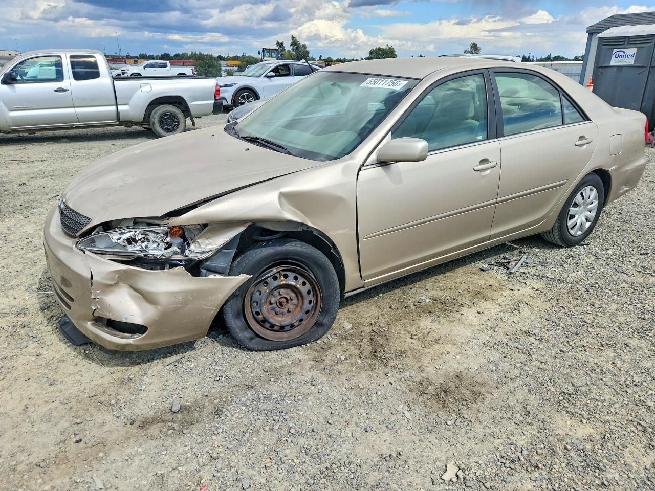 Salvage Toyota Camry Image