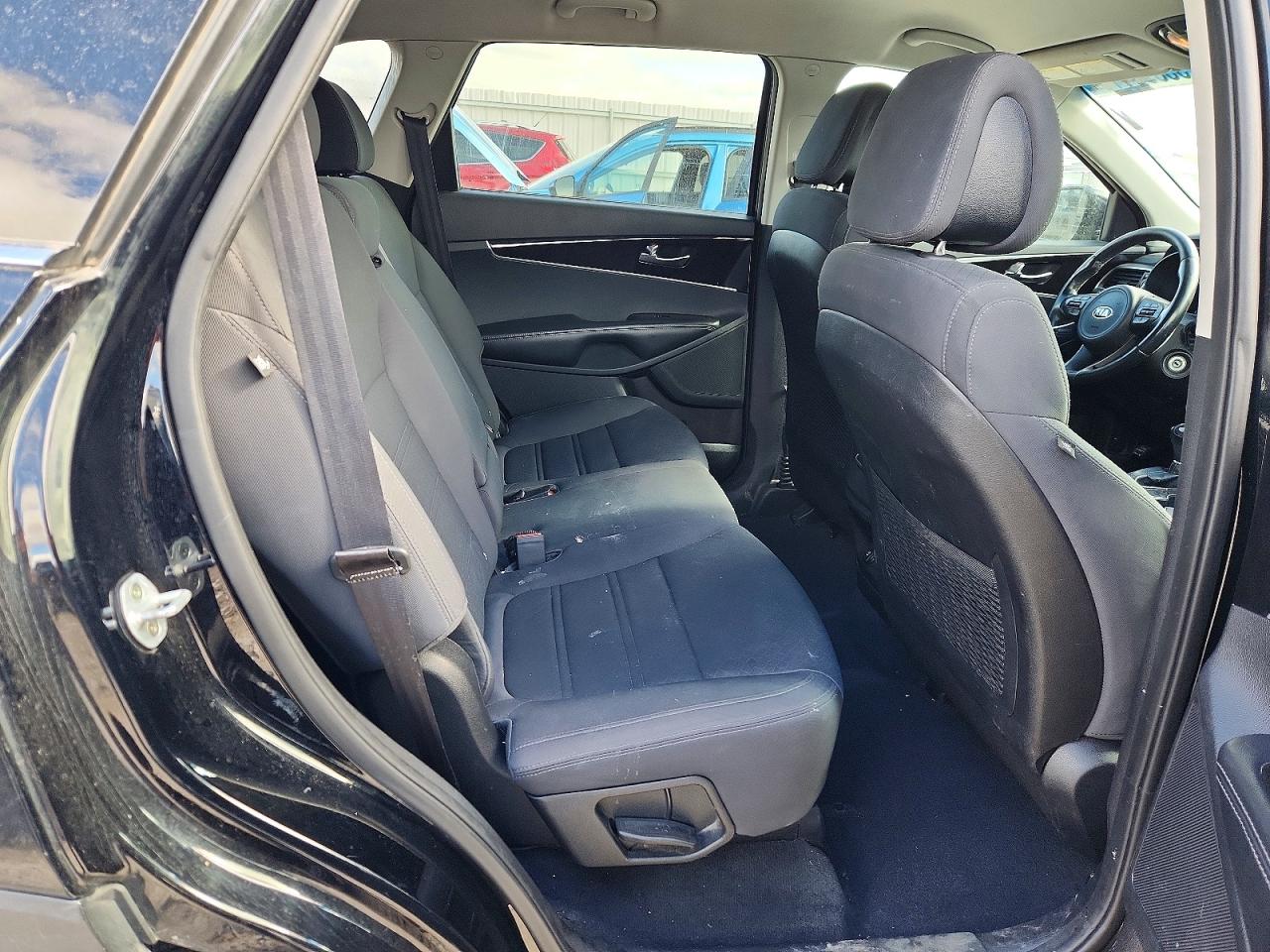 Kia Sorento Lx V6