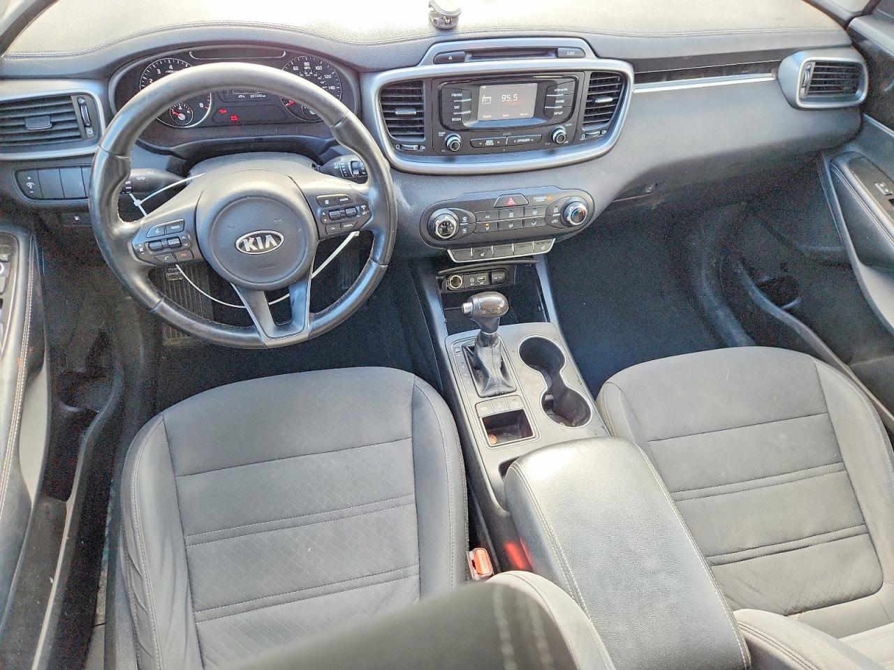 Kia Sorento Lx V6