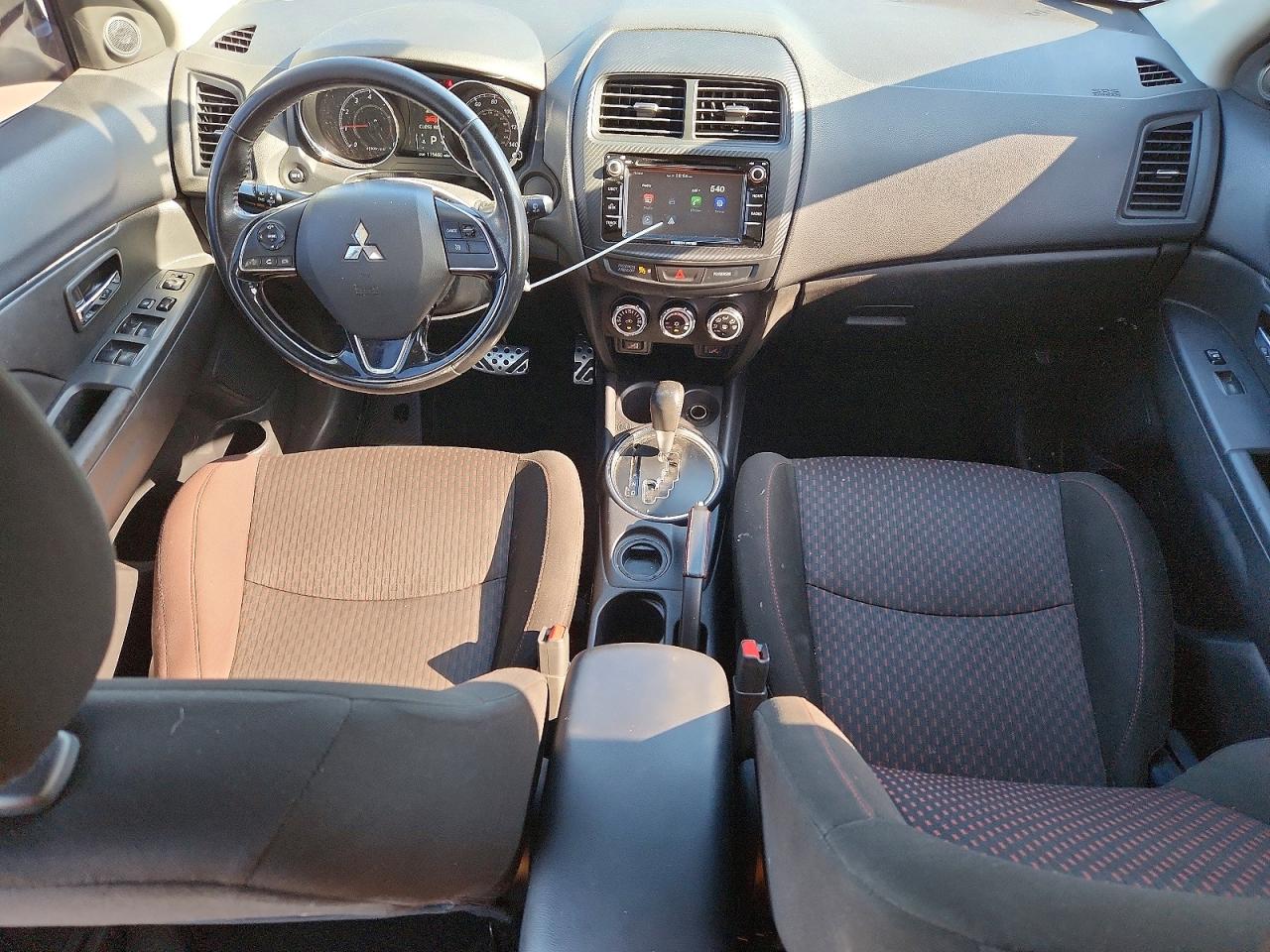 Mitsubishi Outlander Es