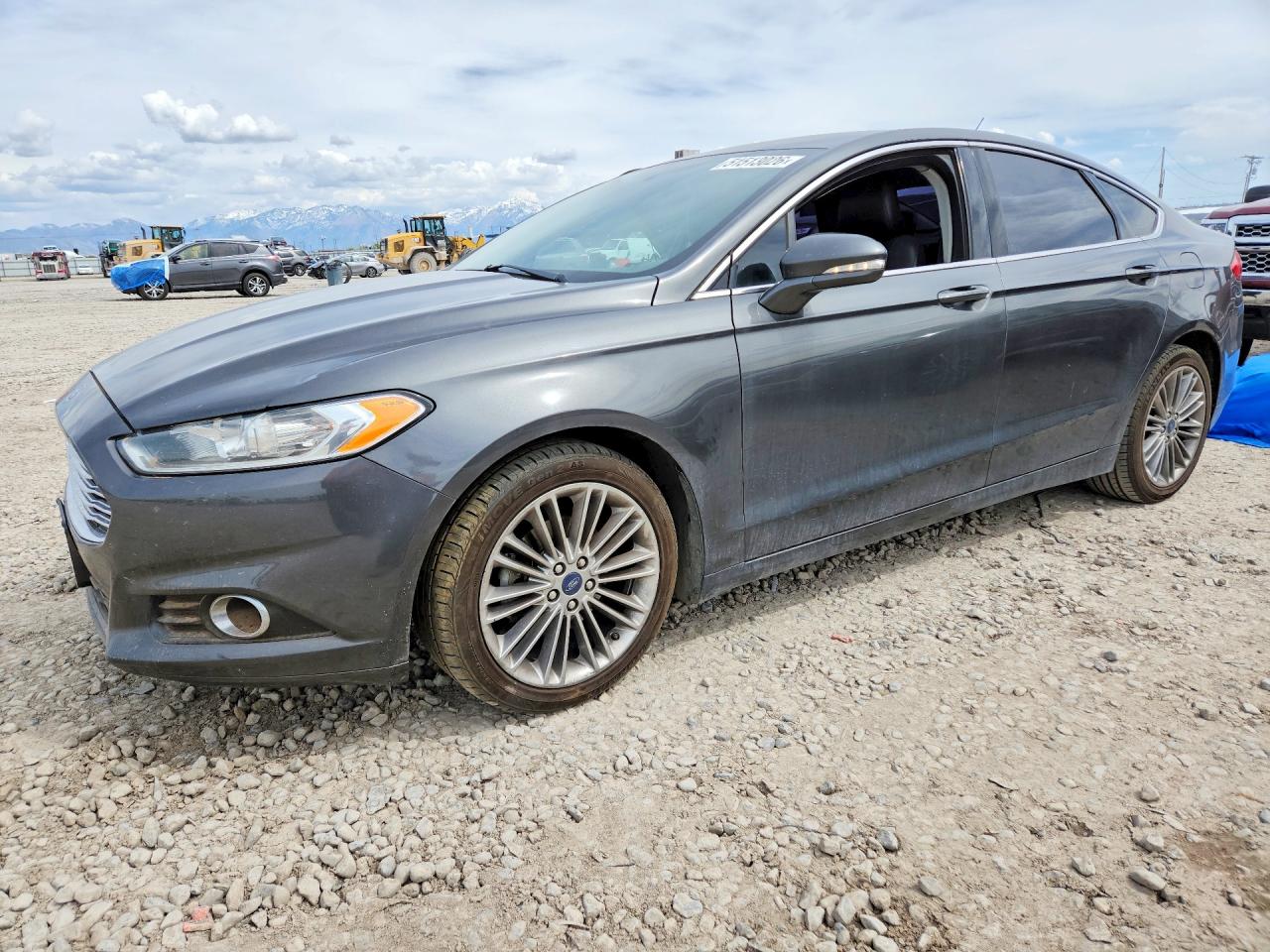 Salvage Ford Fusion Image