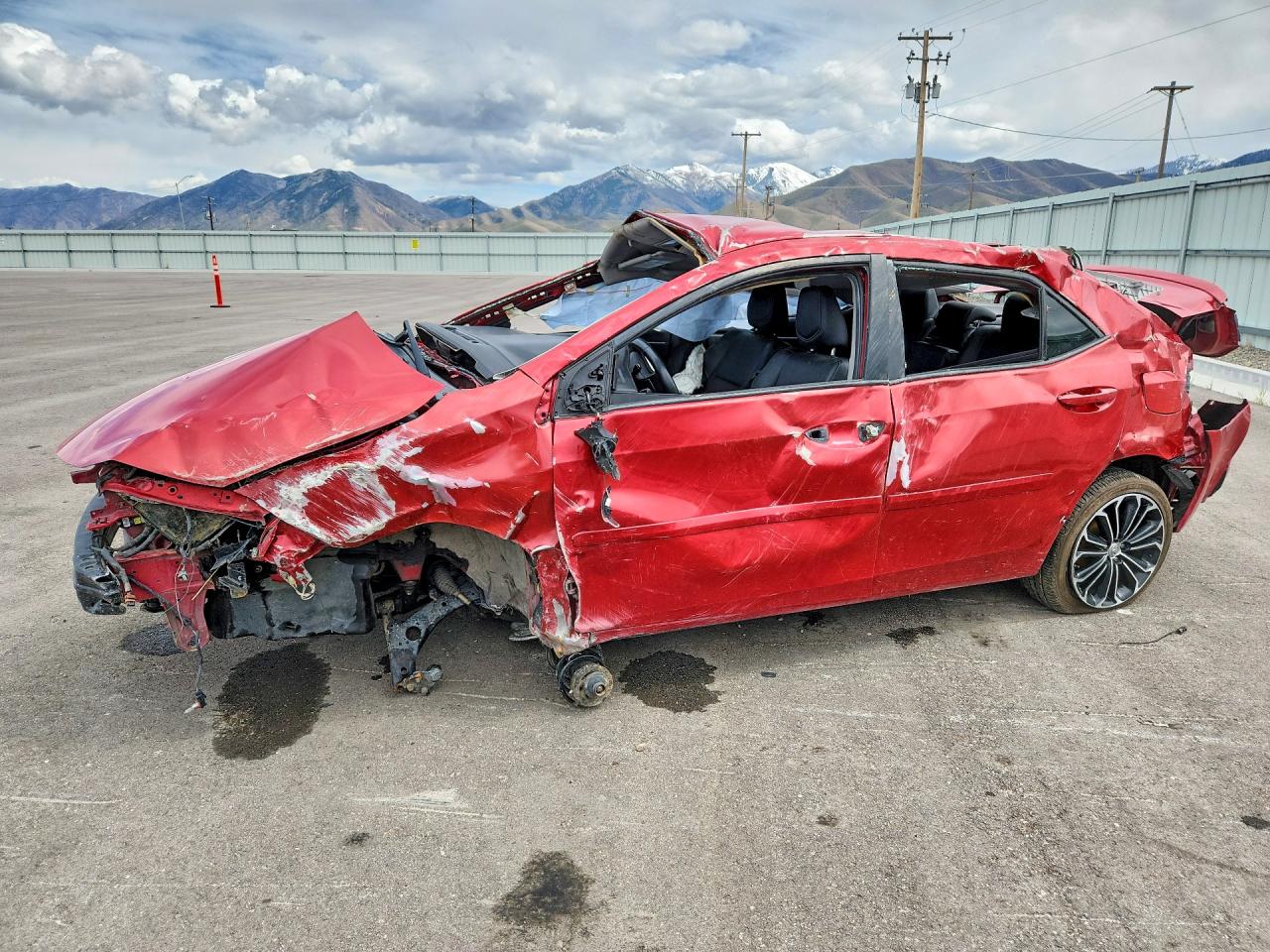 Salvage Toyota Corolla Image