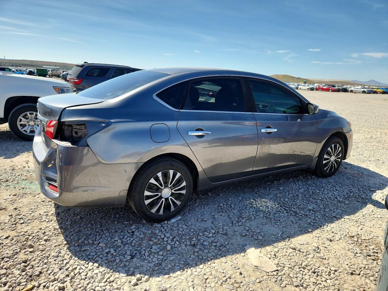 Nissan Sentra S