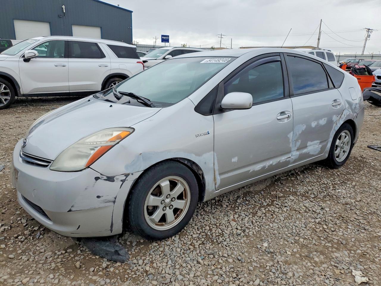 Salvage Toyota Prius Image
