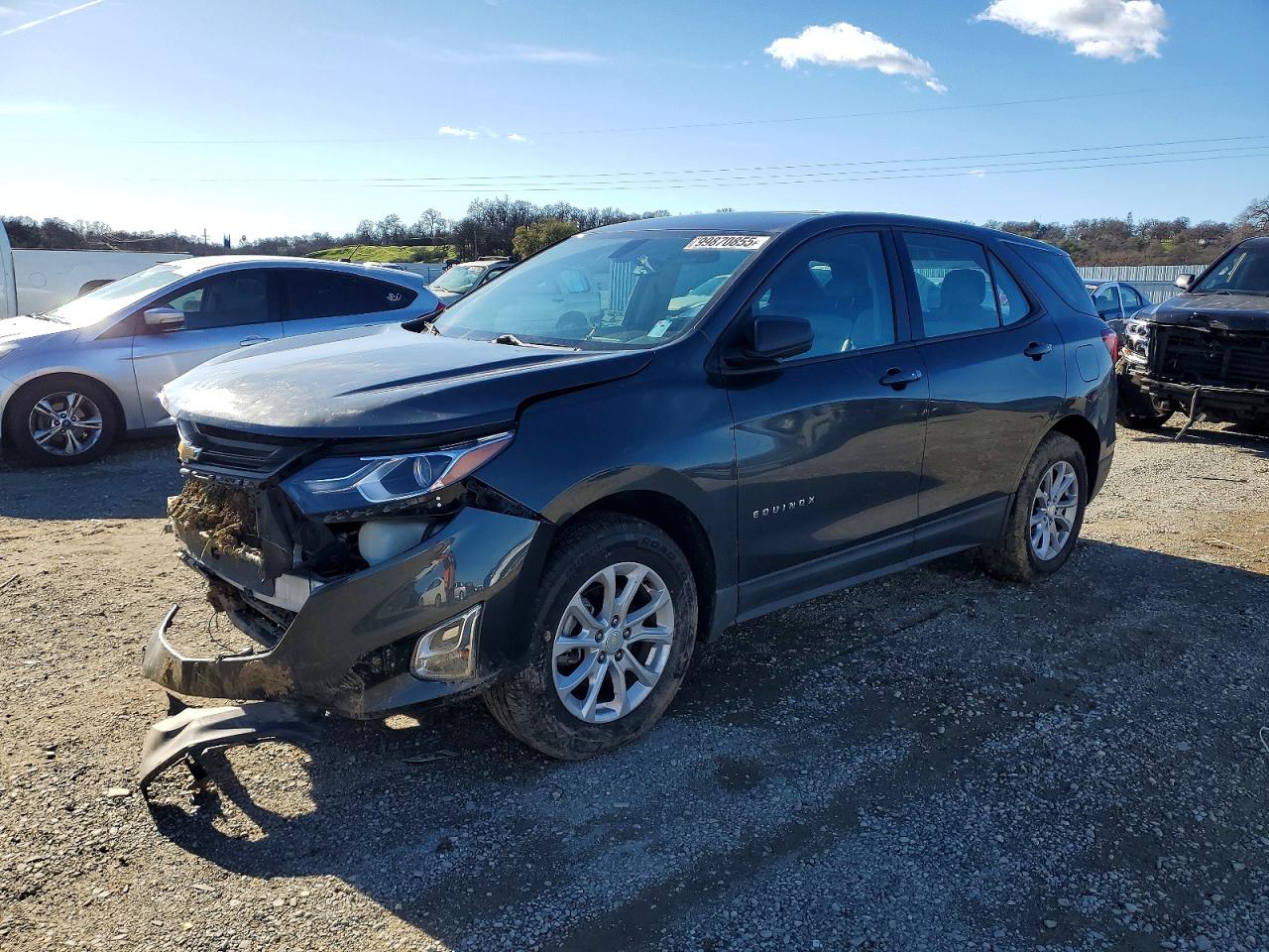 Salvage Chevrolet Equinox Image
