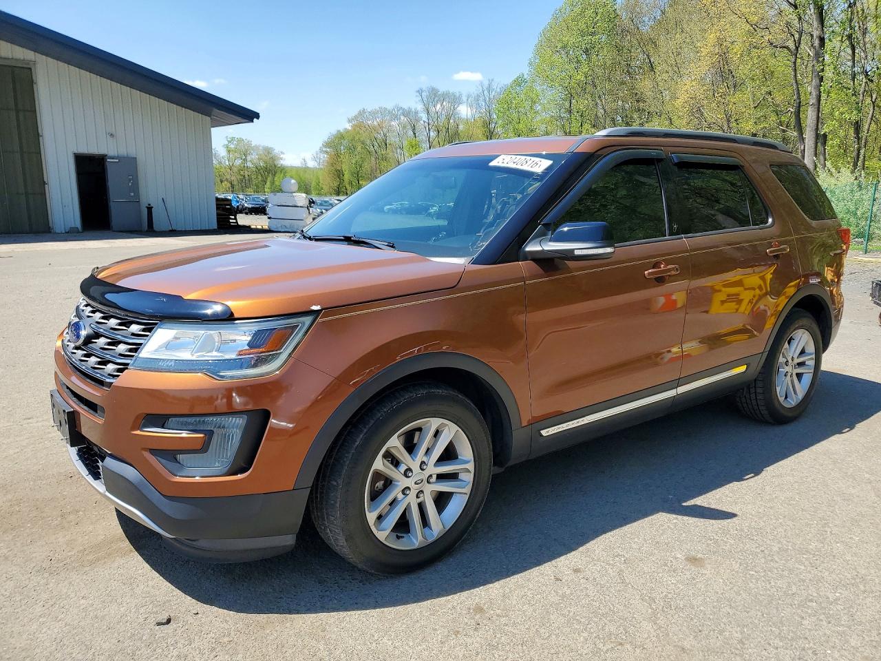Salvage Ford Explorer Image