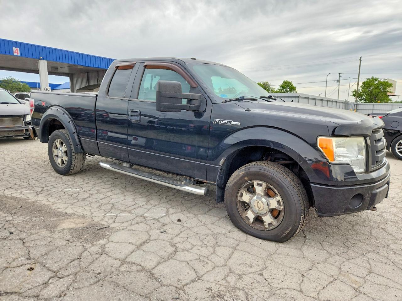 Ford F-150 Super Cab