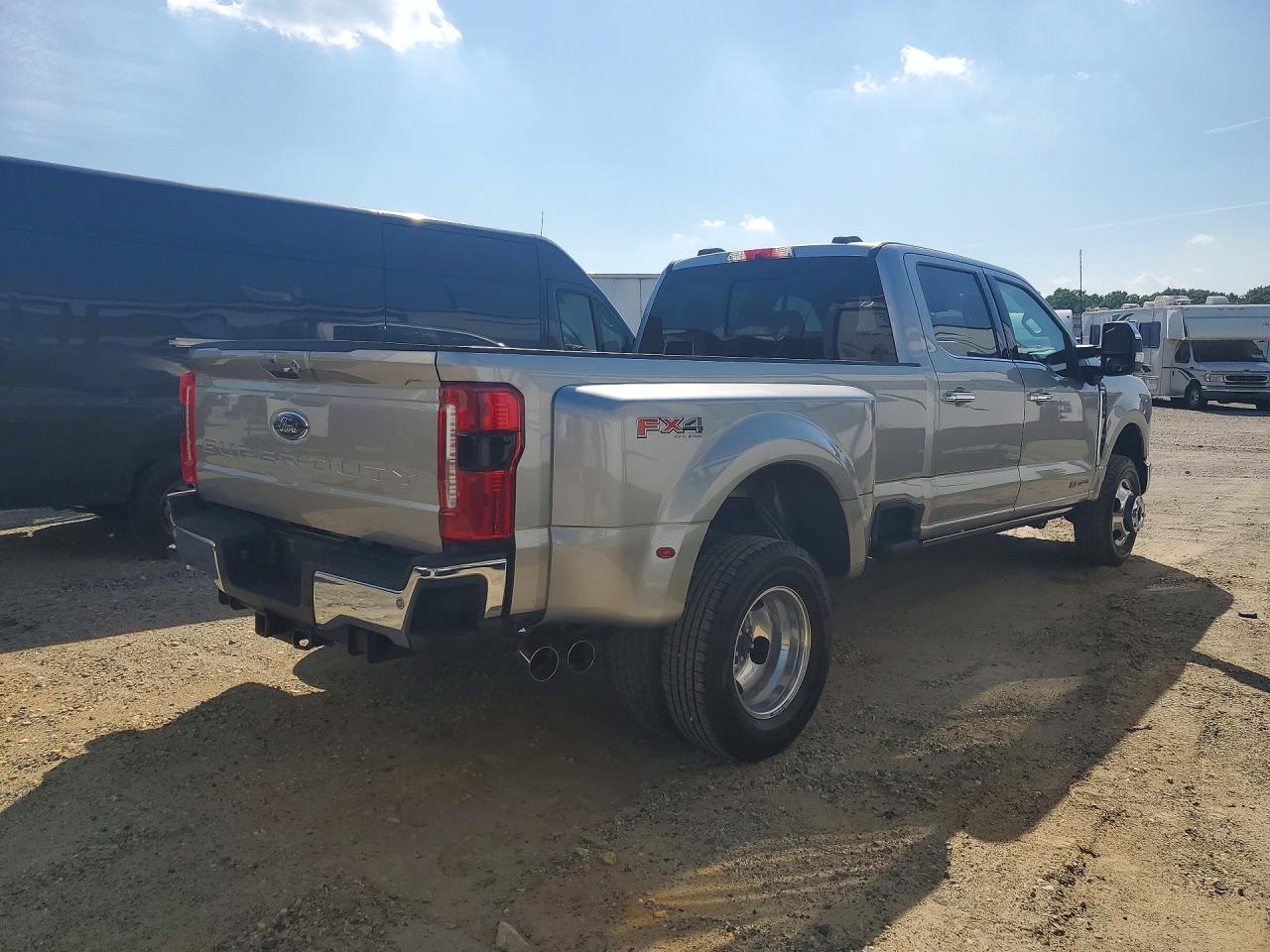 Ford F-350 Super Duty