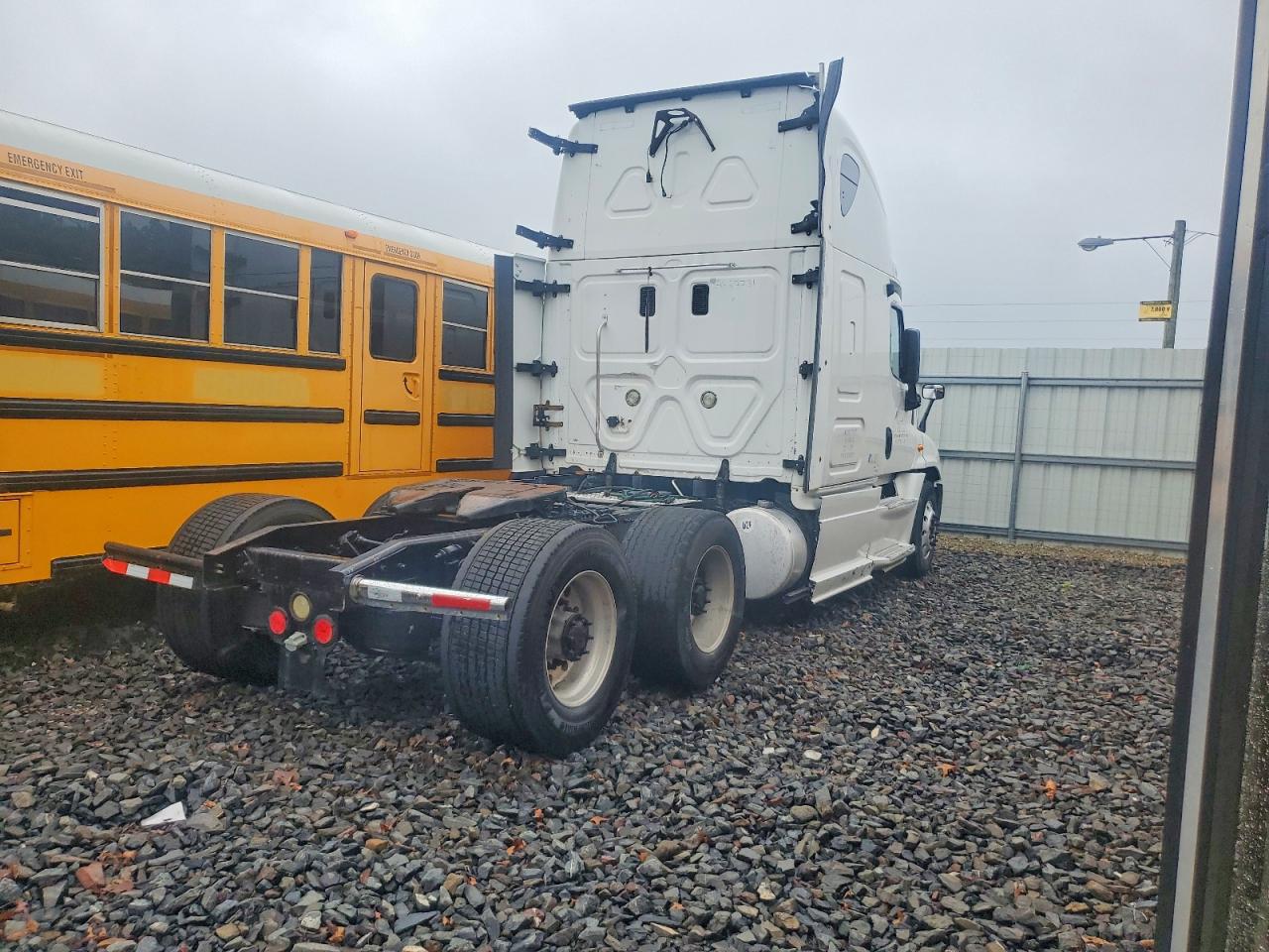 Freightliner Cascadia 125