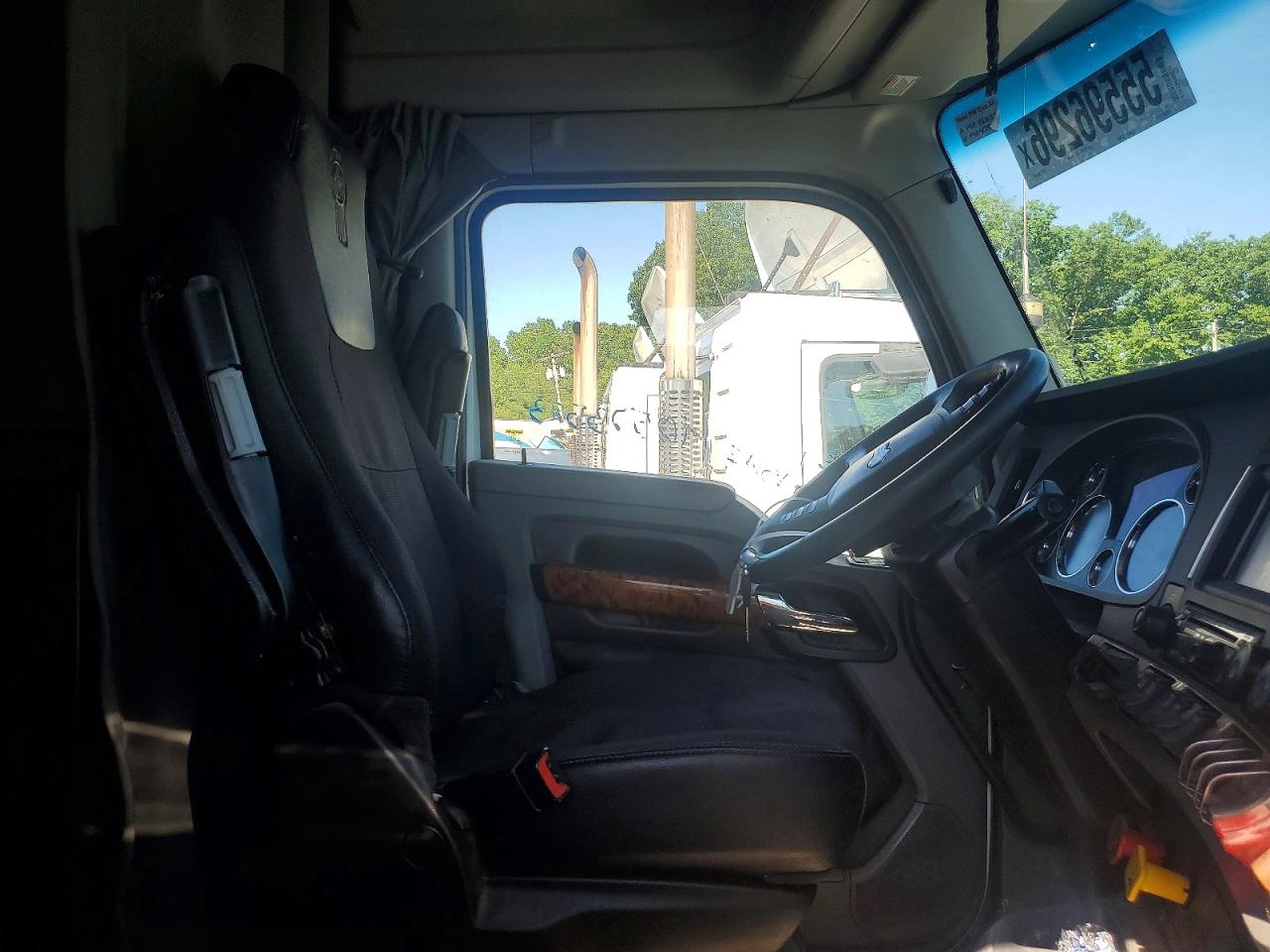 Kenworth Tractor
