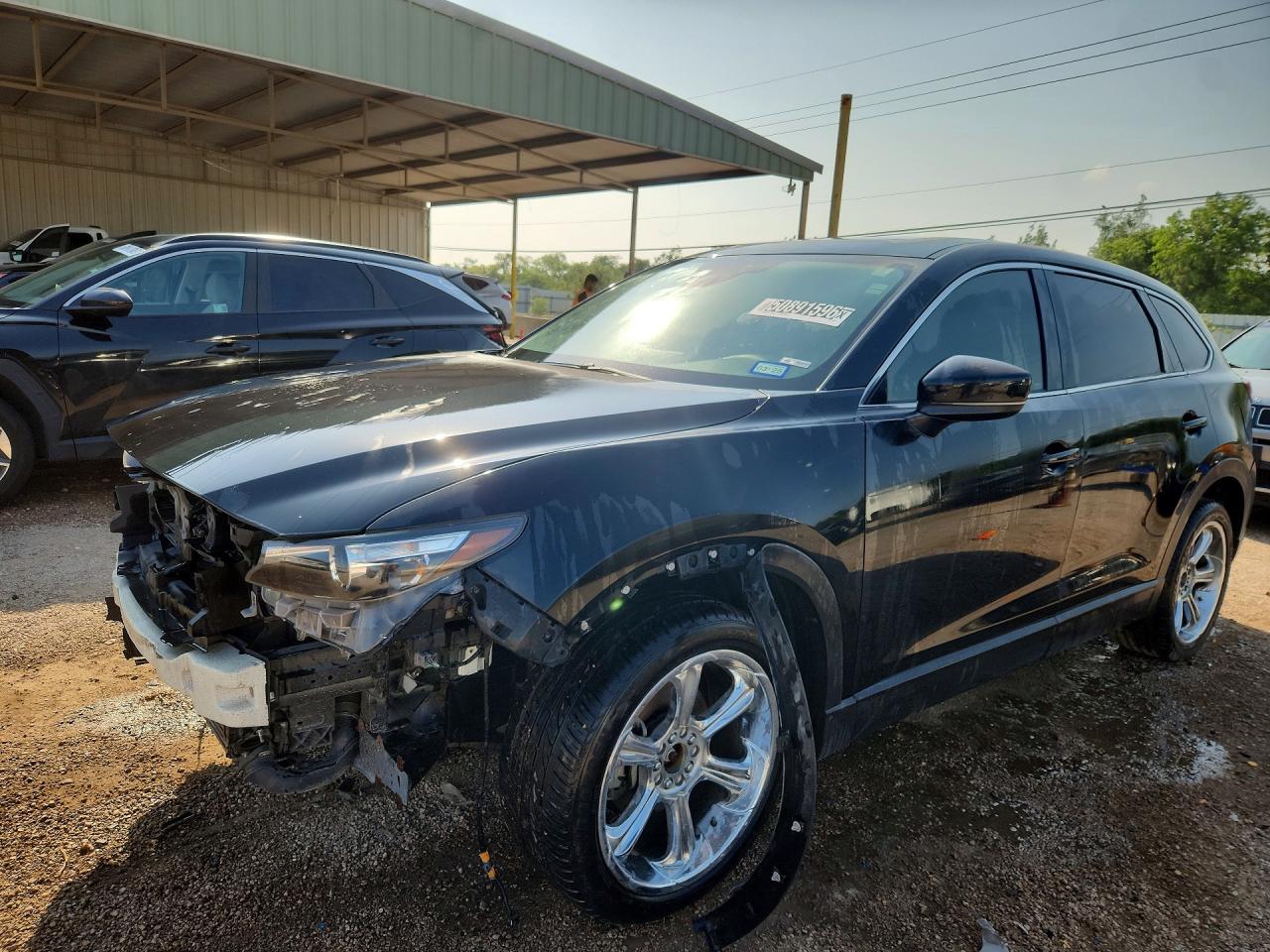 Salvage Mazda Cx Image