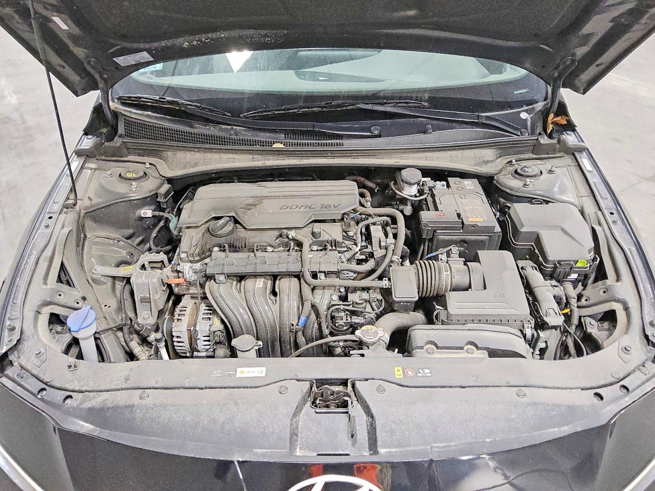 Hyundai ELANTRA Sel