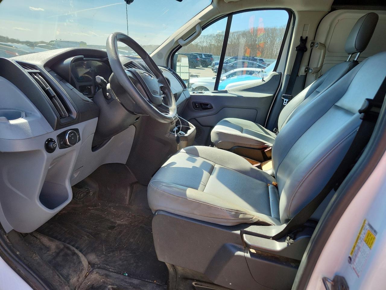 Ford Transit T-250