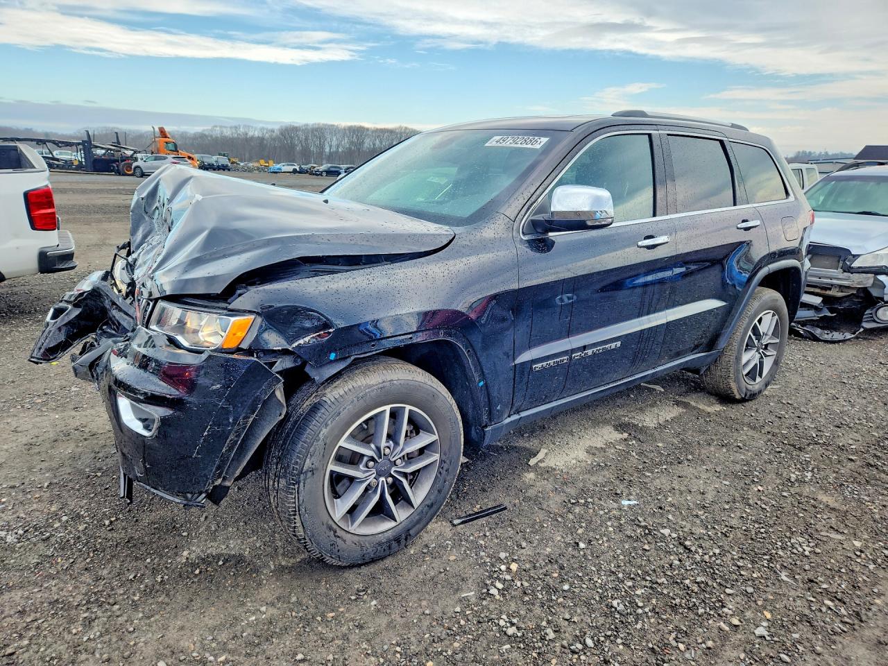 Salvage Jeep Cherokee Image