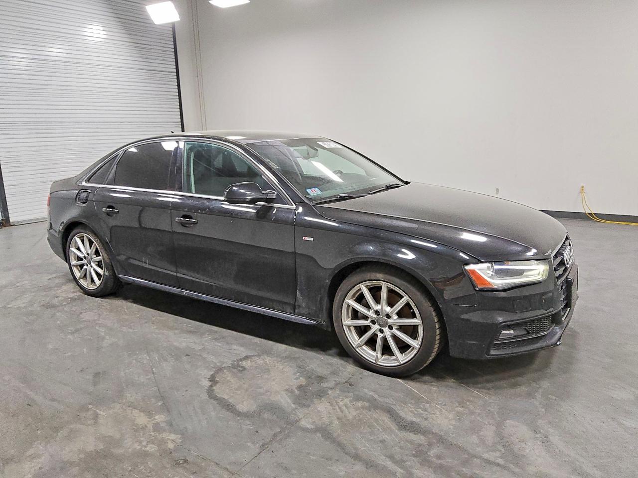 Audi A4 Premium Plus S-line
