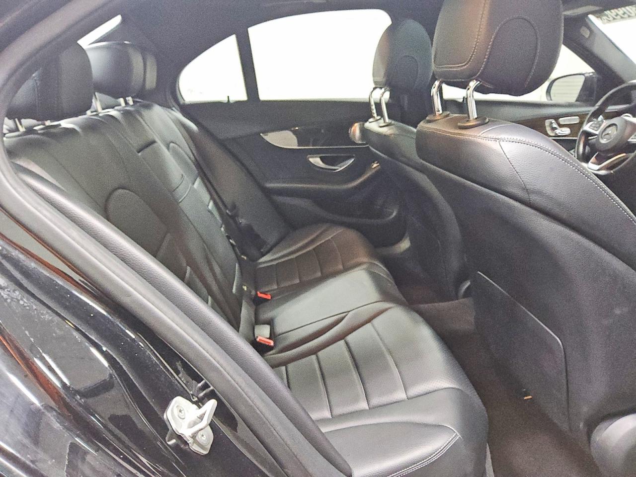 Mercedes-Benz C-Class 300 4matic