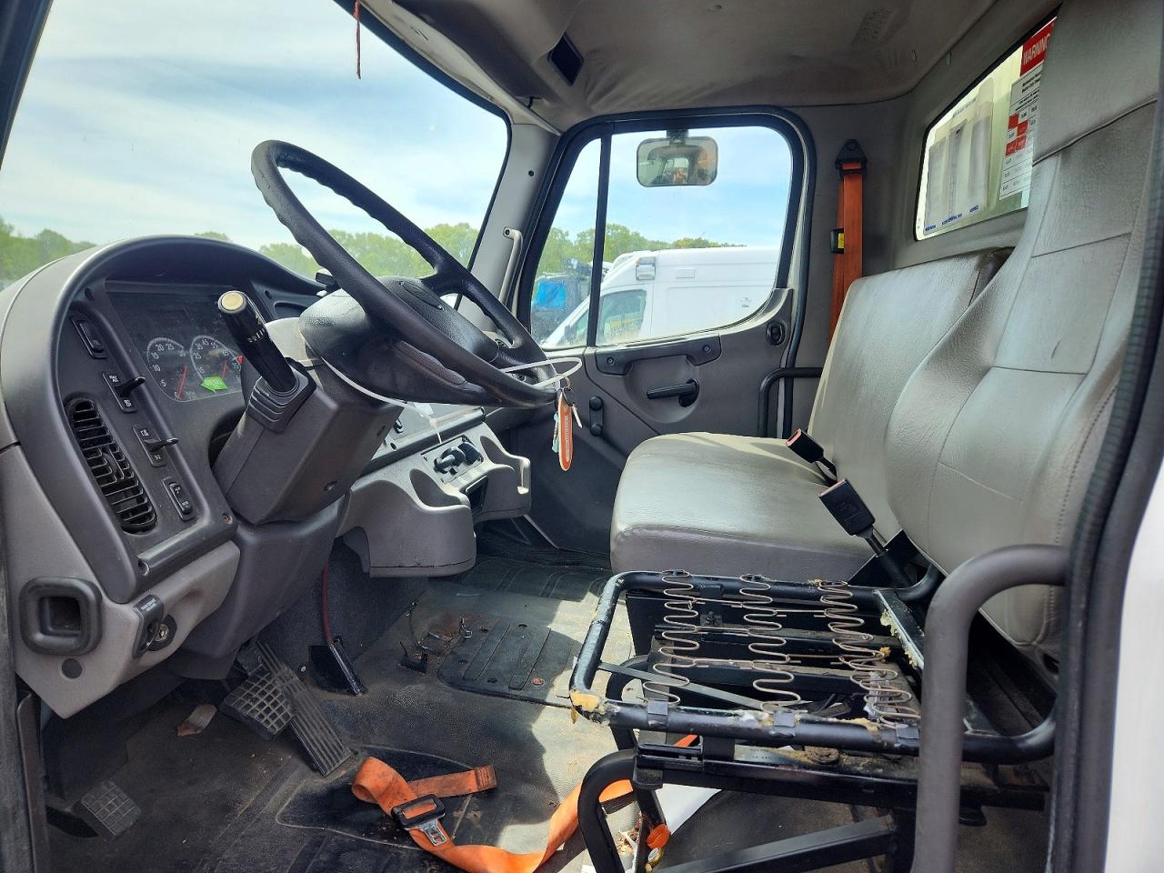 Freightliner M2
