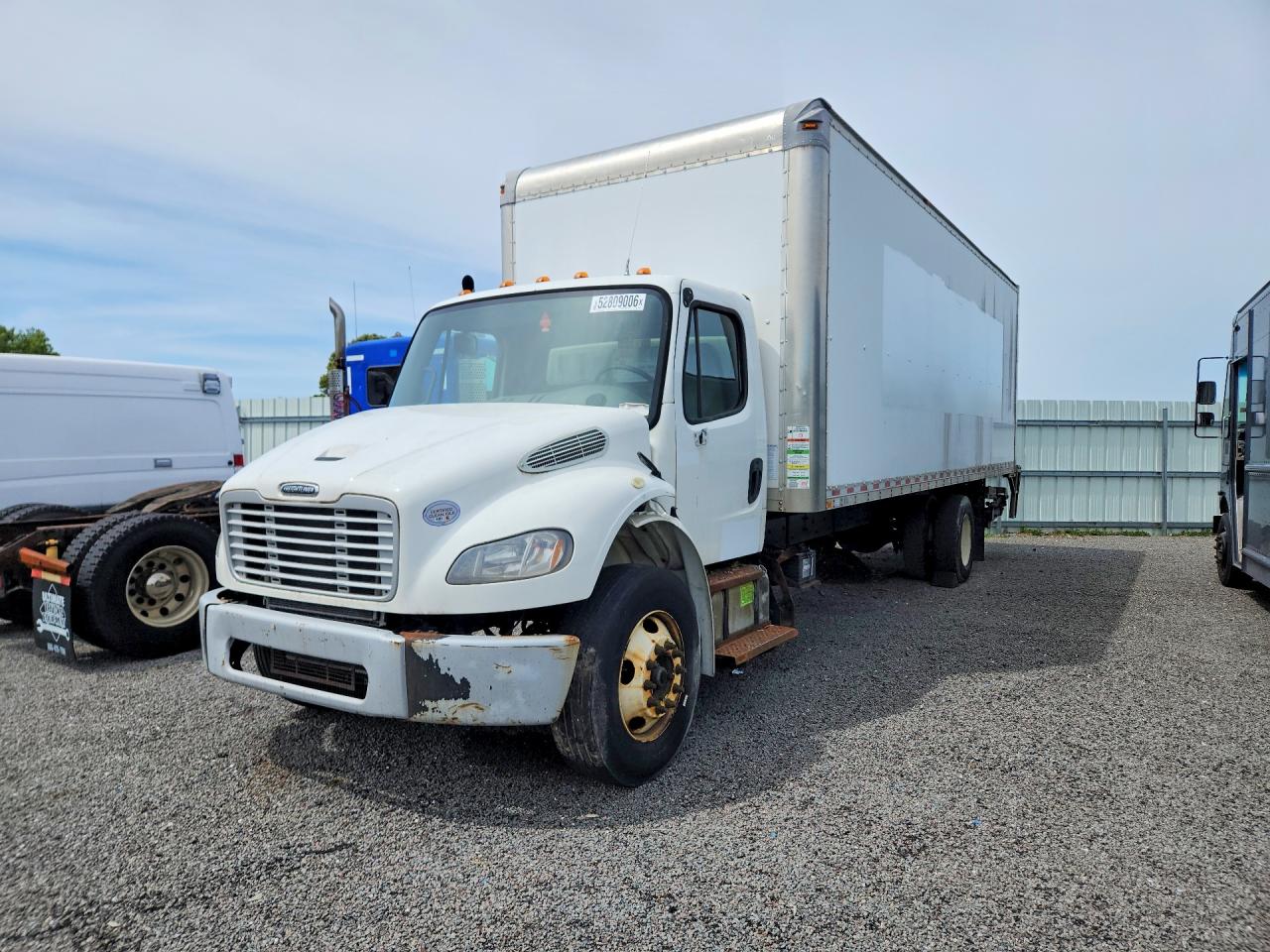 Salvage Freightliner M2 Image