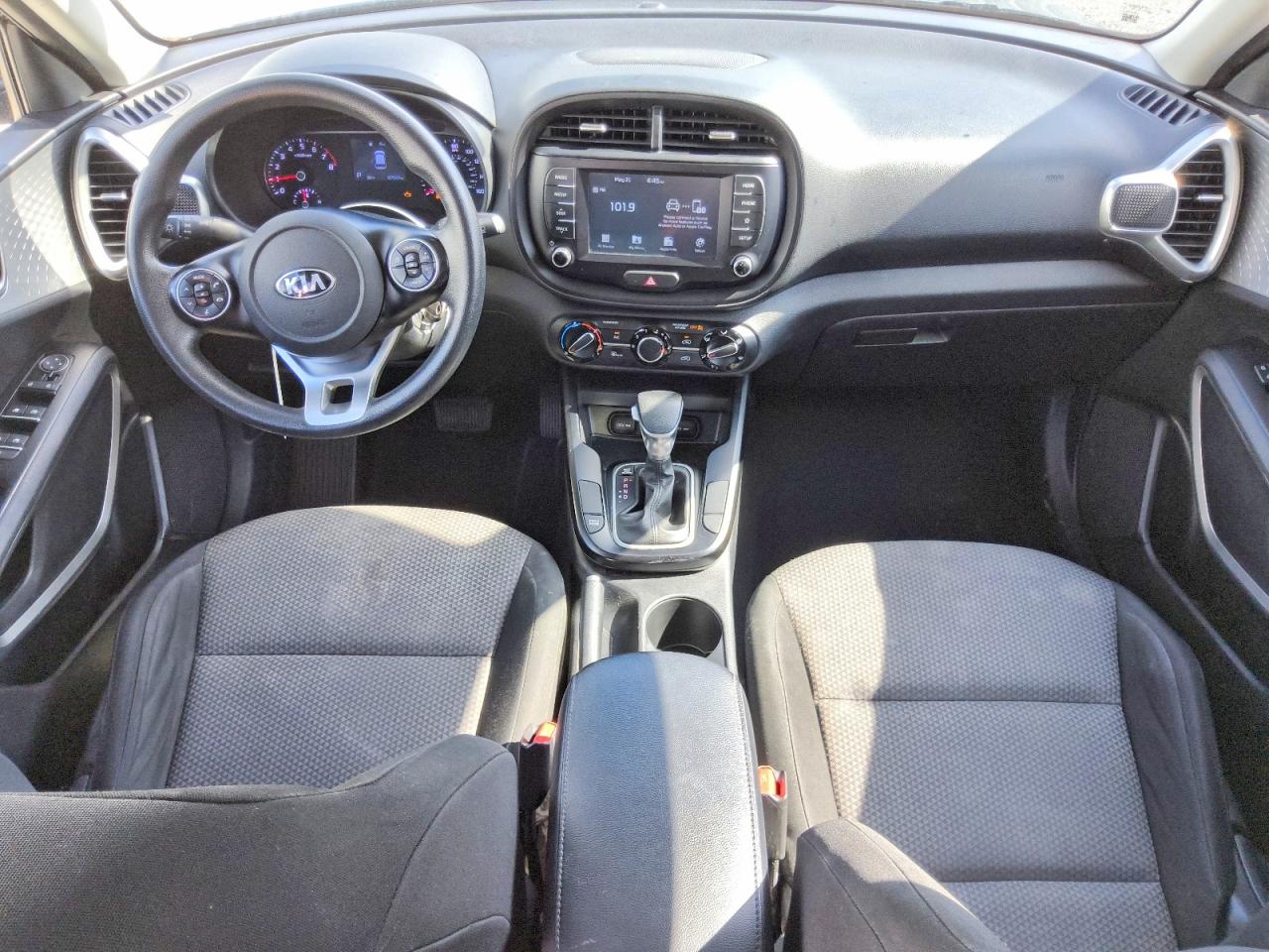 Kia Soul Lx