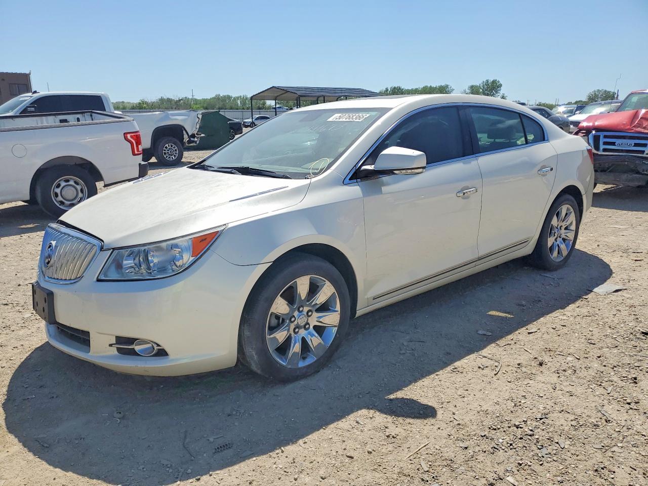 Salvage Buick LaCrosse Image