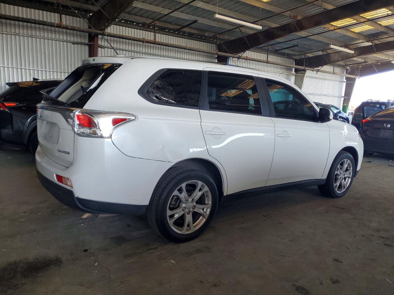 Mitsubishi Outlander Se